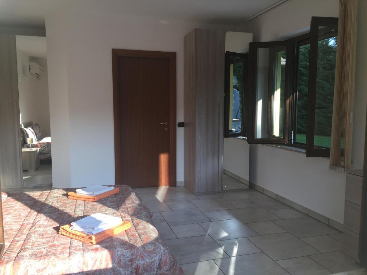 Villa Althea Ronago Exteriér fotografie