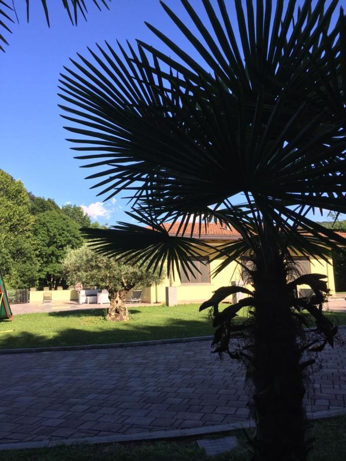 Villa Althea Ronago Exteriér fotografie